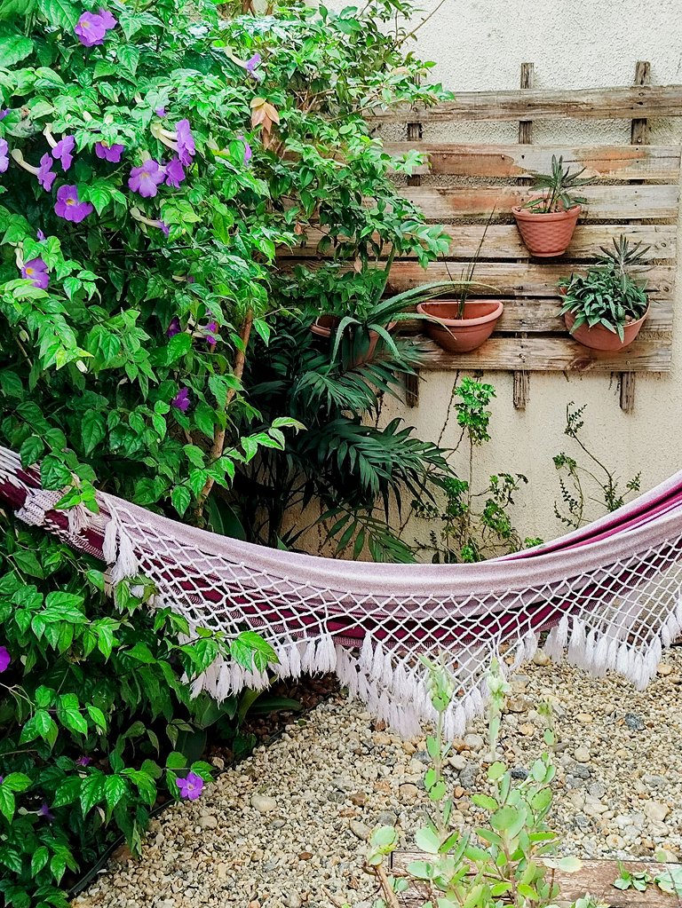 Apto c/ Jardim -Bela decoração - Seguro para criança