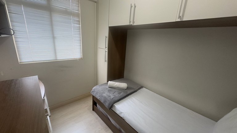 Apt 2 Quartos na Av. Paraná - Portaria 24h
