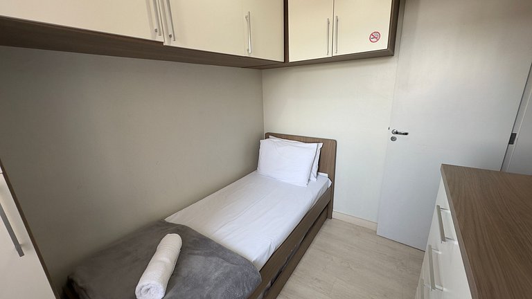 Apt 2 Quartos na Av. Paraná - Portaria 24h