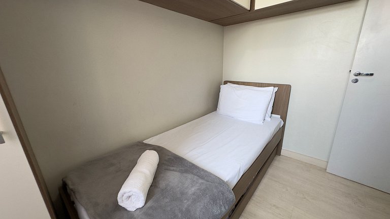 Apt 2 Quartos na Av. Paraná - Portaria 24h