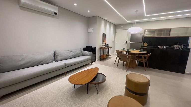 Conforto e Estilo no Coração de Foz – 4 Pessoas