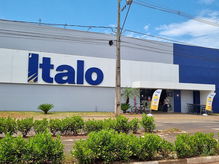 Apto c/ Jardim -Bela decoração - Seguro para criança