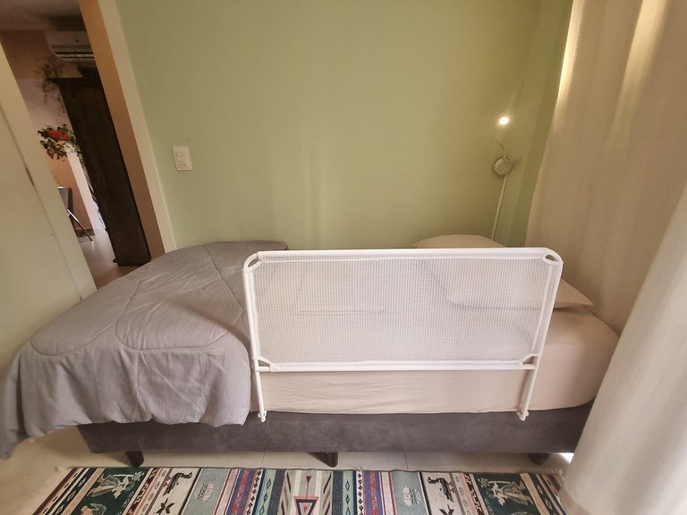 Apto c/ Jardim -Bela decoração - Seguro para criança