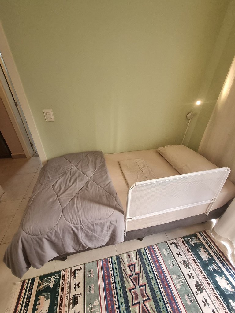 Apto c/ Jardim -Bela decoração - Seguro para criança