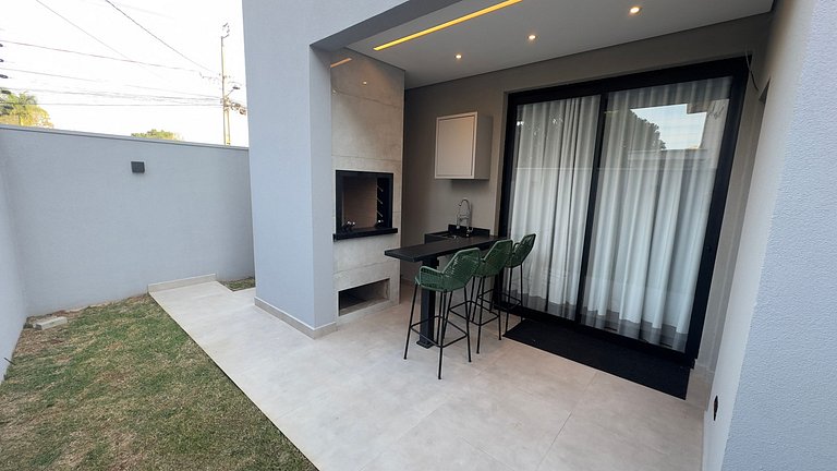 Casa Espaçosa Próxima aos Pontos Turísticos