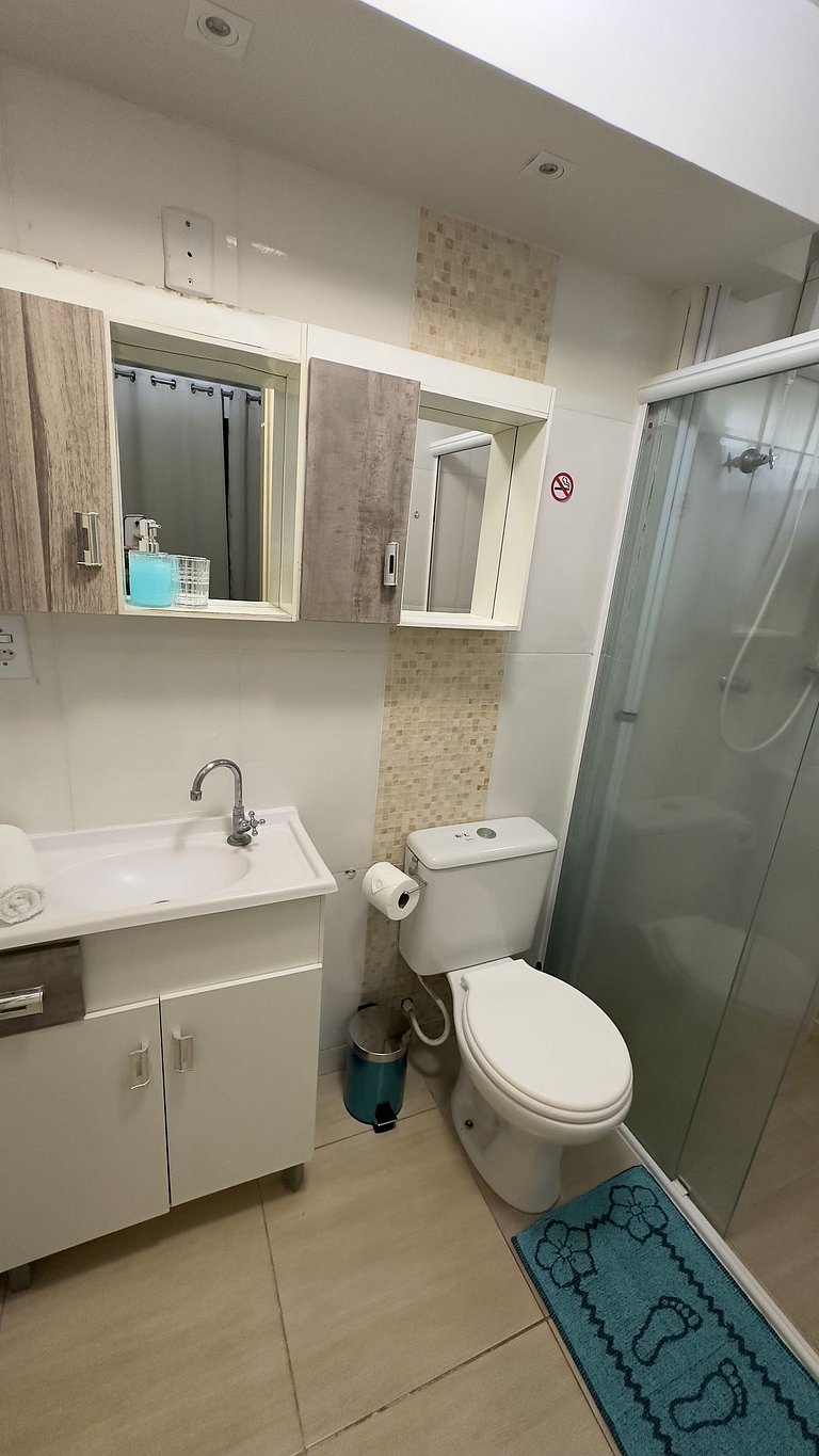 Apt Térreo 3 Quartos p/ 8 Pessoas - Centro