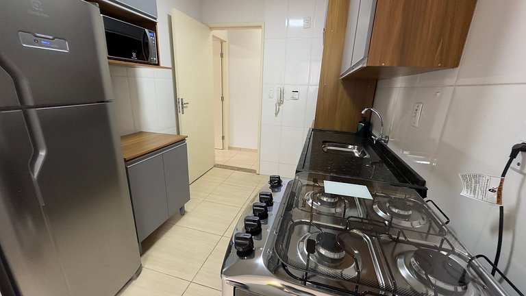 Apt Térreo 3 Quartos p/ 8 Pessoas - Centro