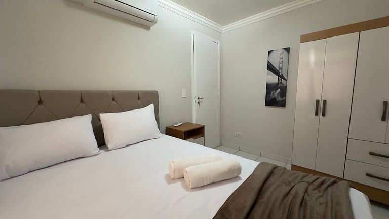 Apt p/ 6 na Av. Paraná - Portaria 24h