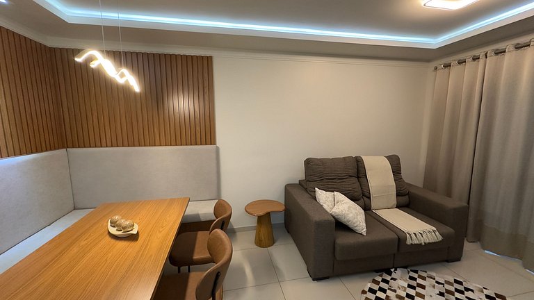 Apt Espaçoso em Foz - Garagem