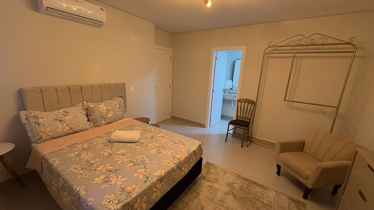 Apt Equipado em Foz - Churrasqueira