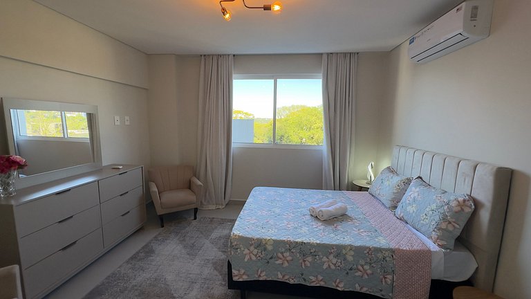 Lindo apto na região central de Foz