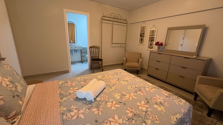 Lindo apto na região central de Foz