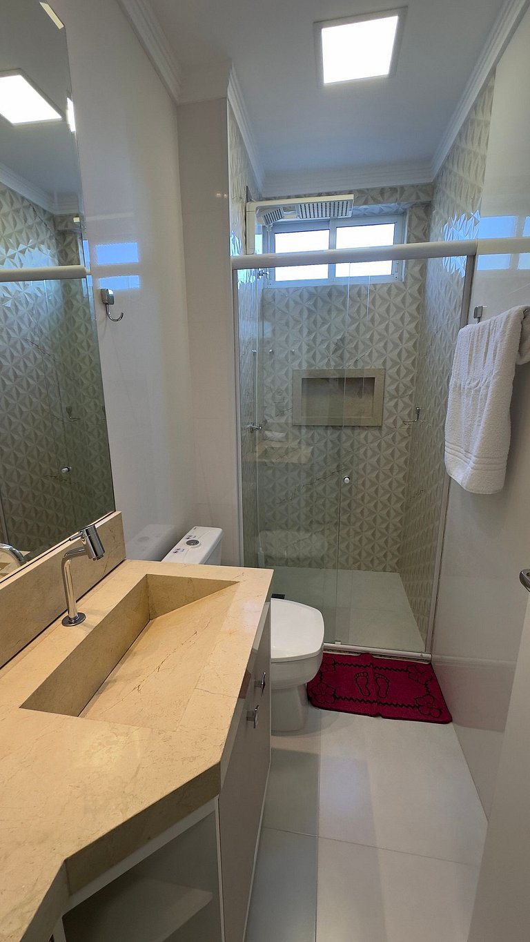 Completo apto em excelente localização