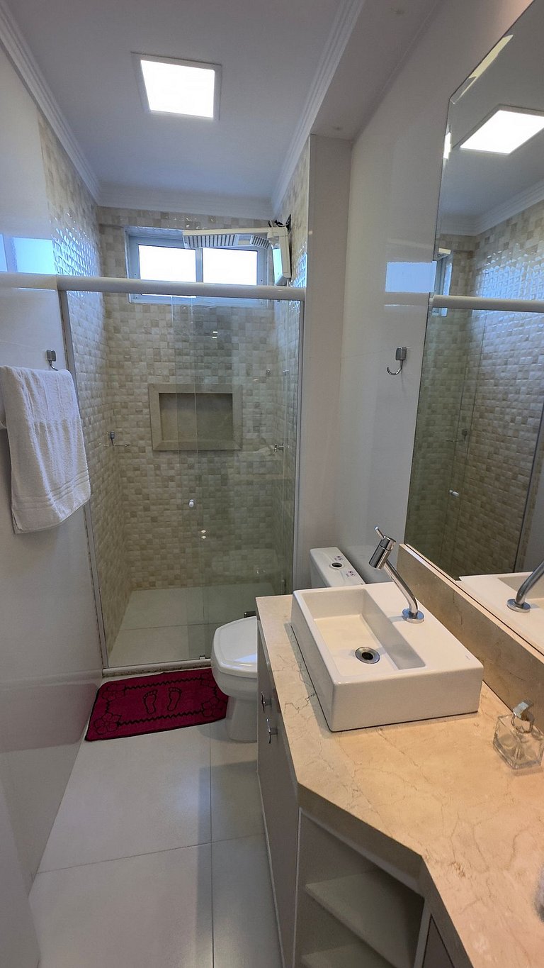 Completo apto em excelente localização