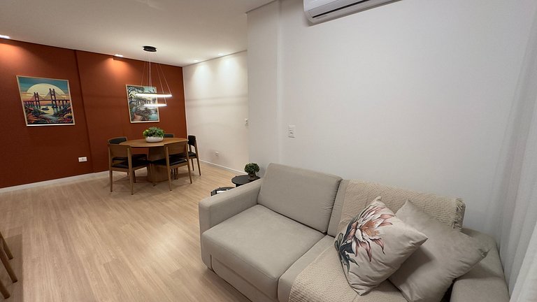 Moderno e aconchegante apto na região central