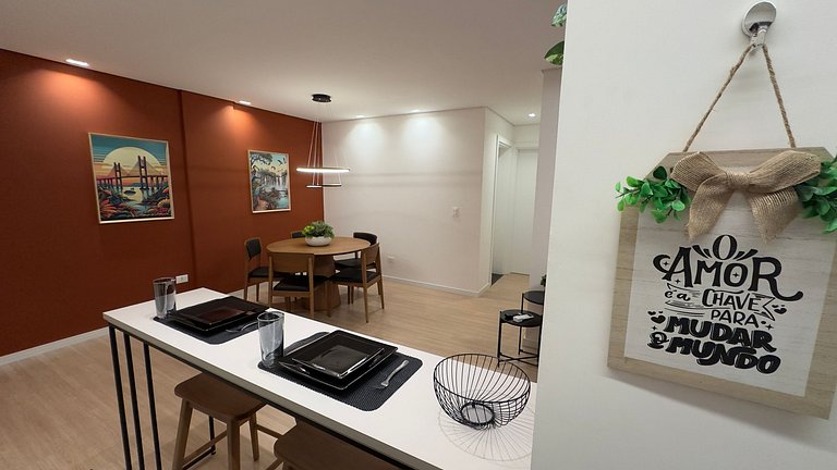 Moderno e aconchegante apto na região central