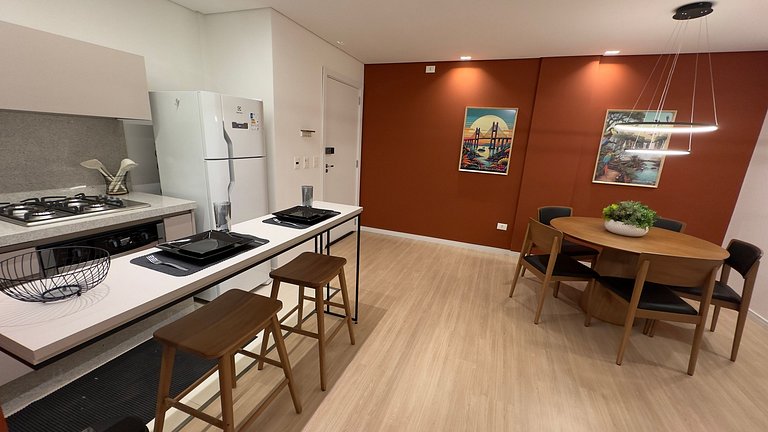 Moderno e aconchegante apto na região central