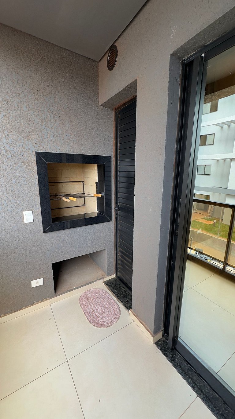 Moderno e aconchegante apto na região central