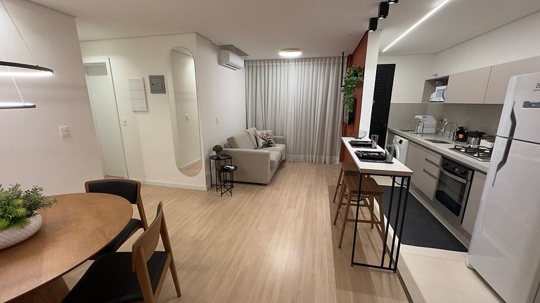 Moderno e aconchegante apto na região central