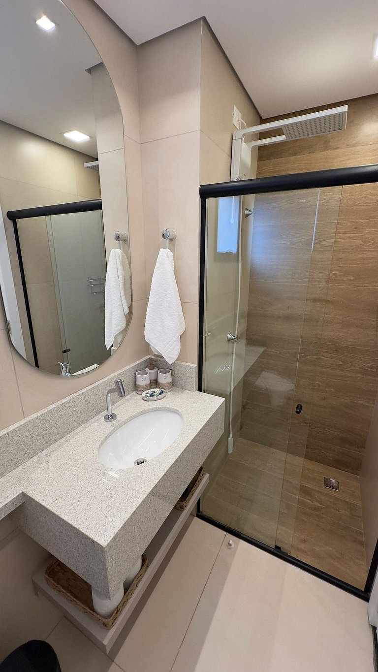 Moderno e aconchegante apto na região central