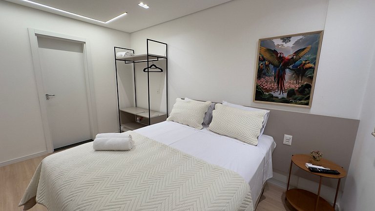 Moderno e aconchegante apto na região central