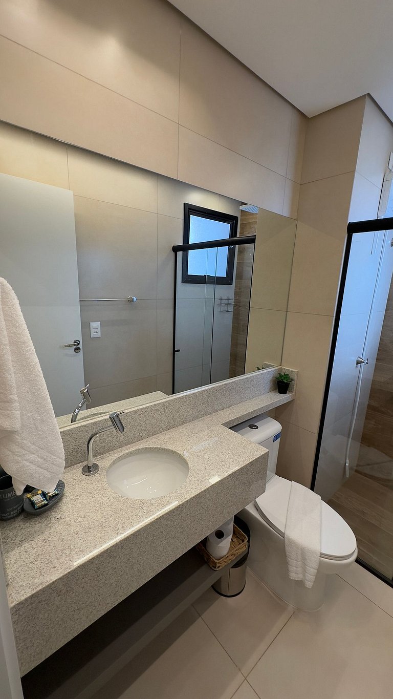 Moderno e aconchegante apto na região central