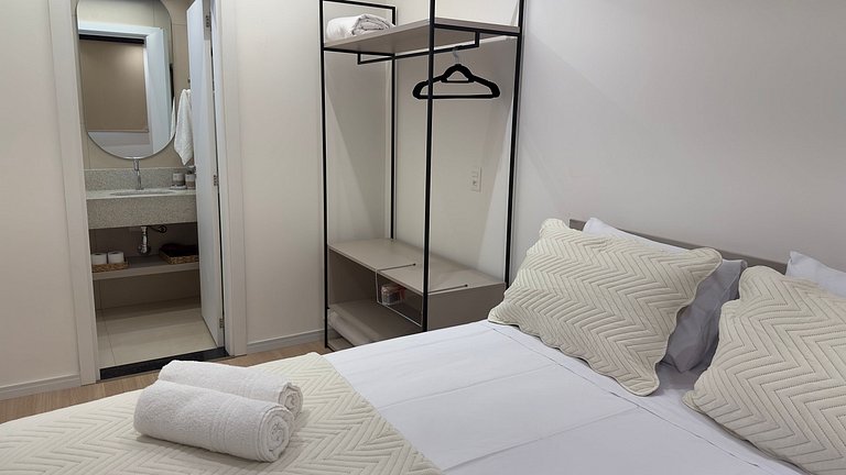 Moderno e aconchegante apto na região central