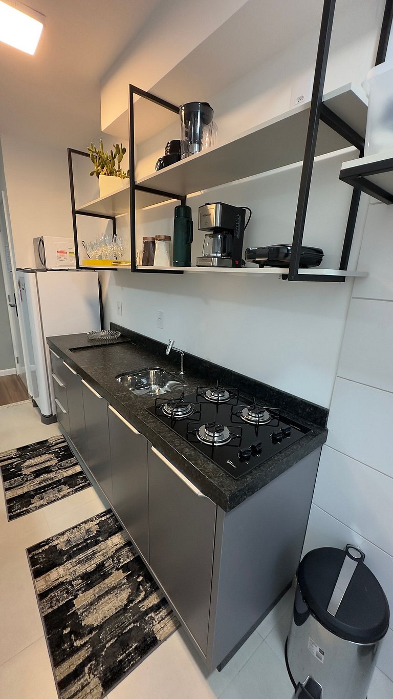 Apto lindo e aconchegante com Piscina região centr