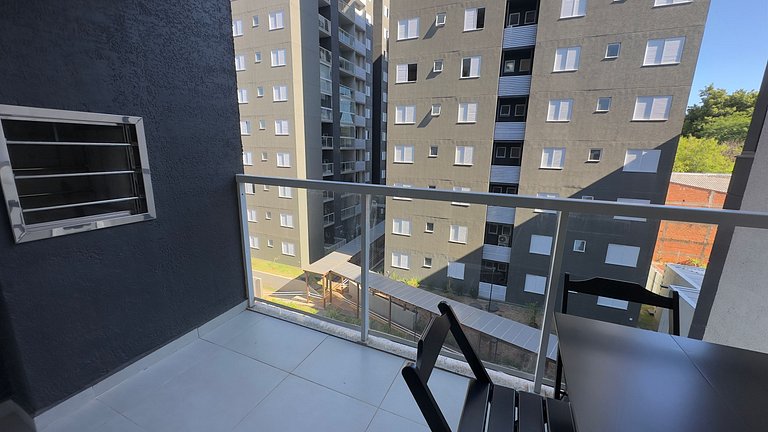 Apto lindo e aconchegante com Piscina região centr