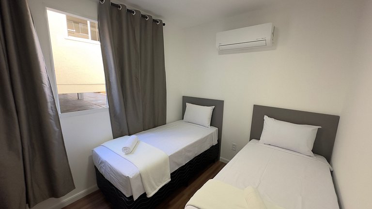 Apto lindo e aconchegante com Piscina região centr