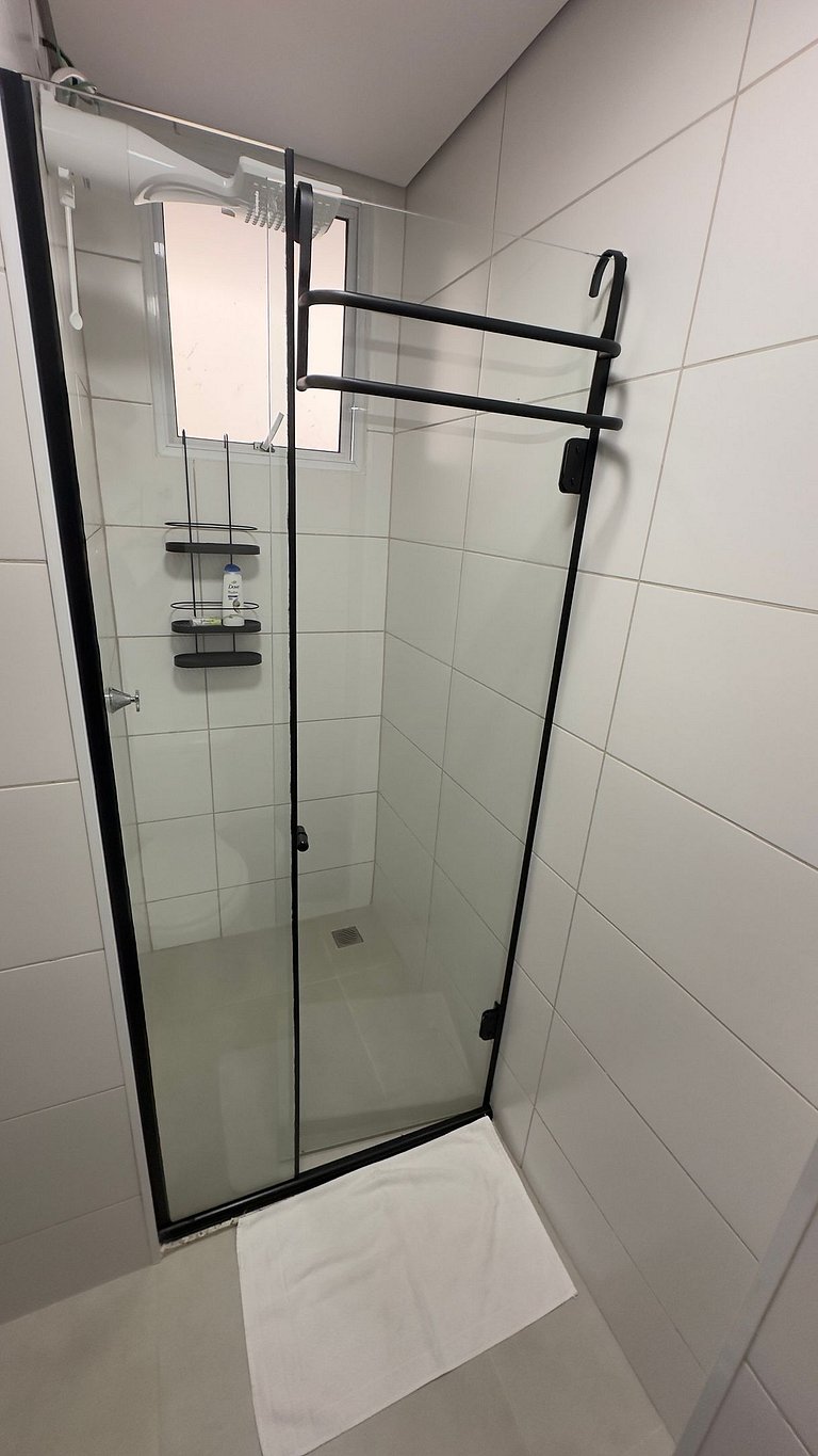 Apto lindo e aconchegante com Piscina região centr