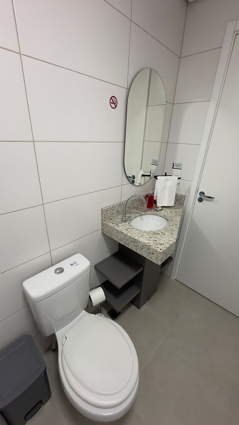 Apto lindo e aconchegante com Piscina região centr