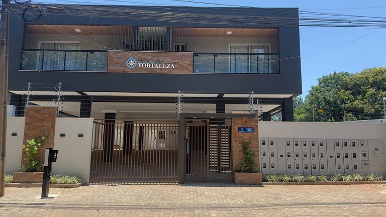 18 - Studio com Garagem | 8min da Ponte da Amizade