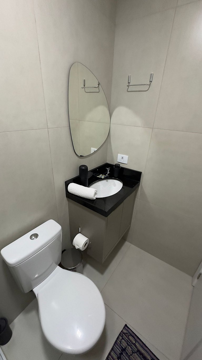 18 - Studio com Garagem | 8min da Ponte da Amizade