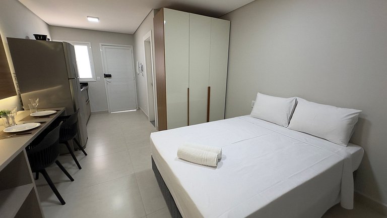 18 - Studio com Garagem | 8min da Ponte da Amizade