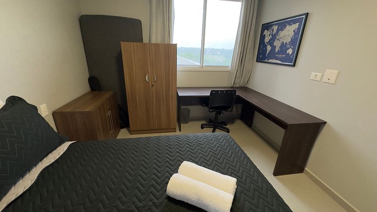 Amplo apartamento central com linda vista de Foz