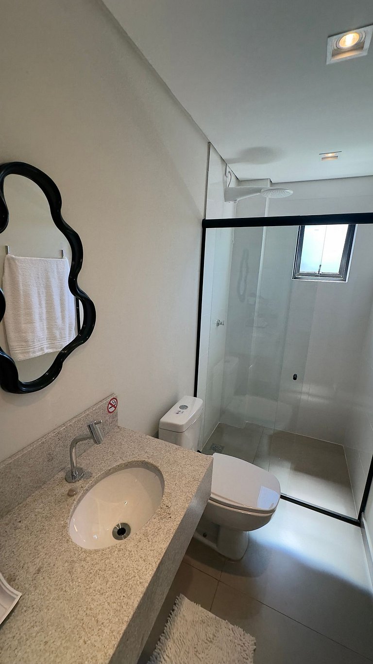 Estúdio completo e bem localizado em Foz