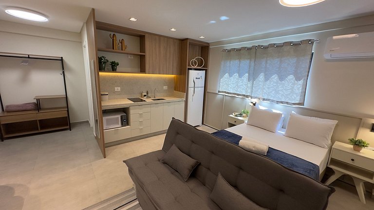 Estúdio completo e bem localizado em Foz