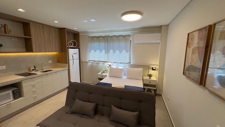 Estúdio completo e bem localizado em Foz