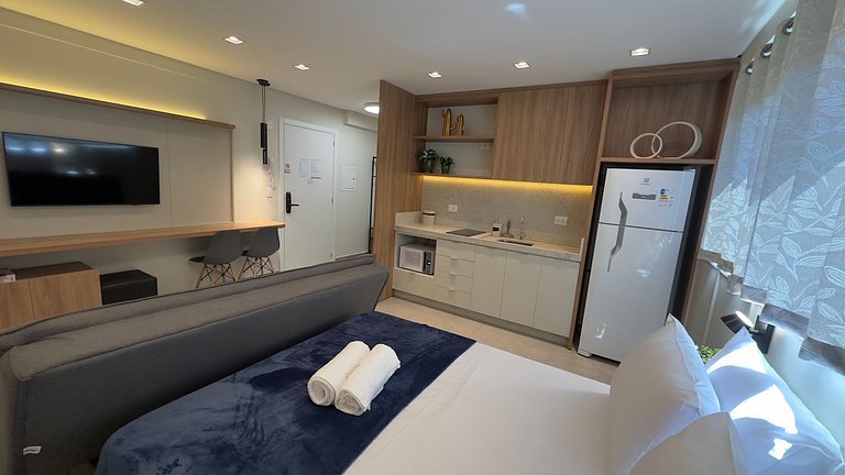 Estúdio completo e bem localizado em Foz