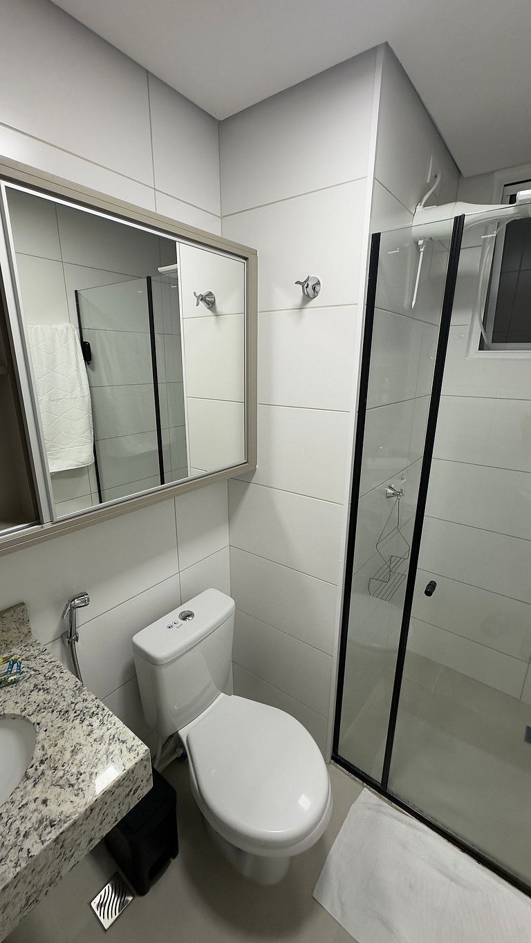 Apto com varanda gourmet com Piscina - Foz do Igua