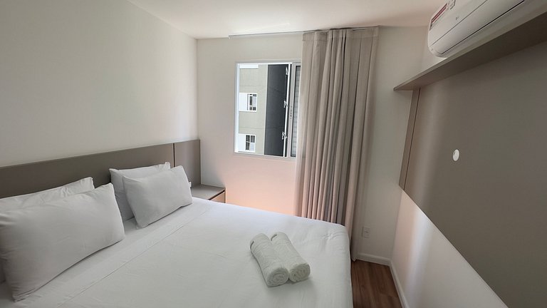 Apto com varanda gourmet com Piscina - Foz do Igua