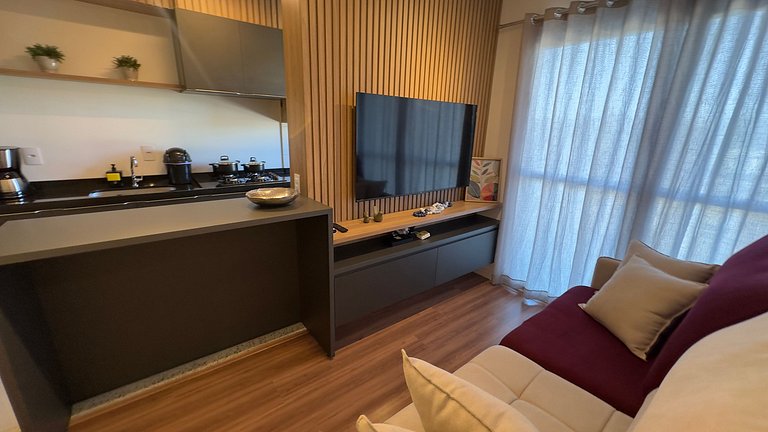 Apto lindo e aconchegante com Piscina região centr