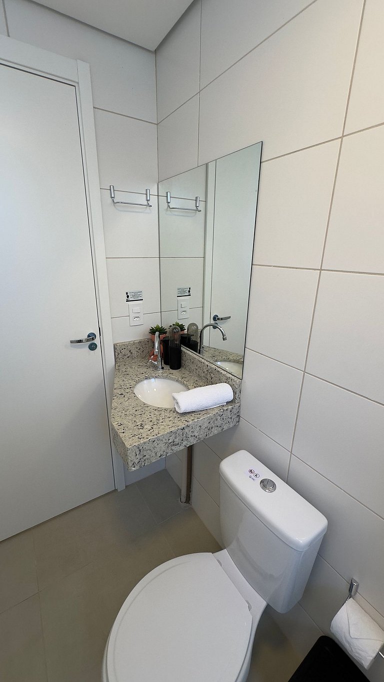 Apto lindo e aconchegante com Piscina região centr