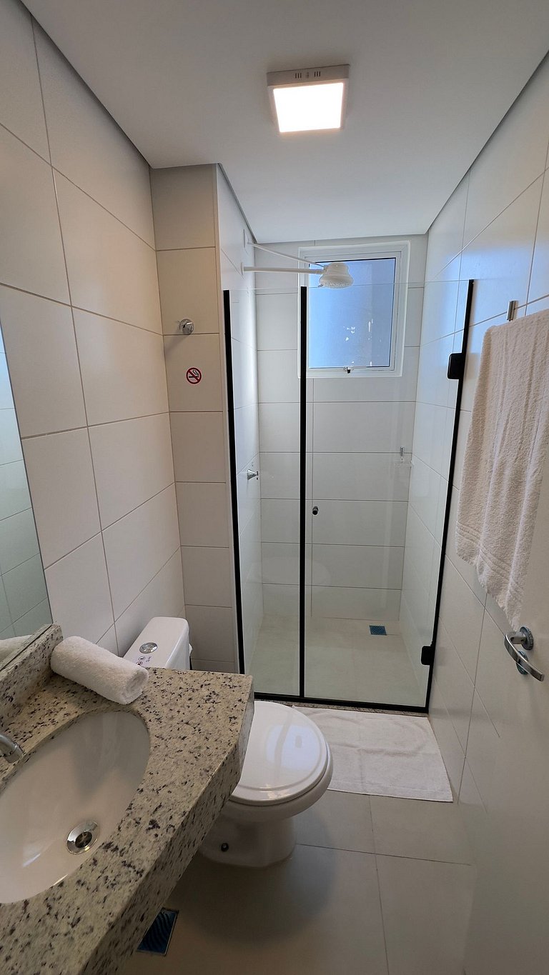 Apto lindo e aconchegante com Piscina região centr