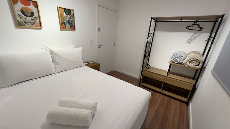 Apto lindo e aconchegante com Piscina região centr