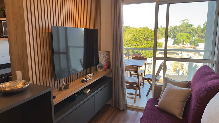 Apto lindo e aconchegante com Piscina região centr