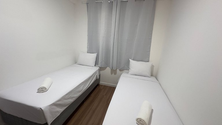 Ambiente claro e ensolarado no Royal Legacy