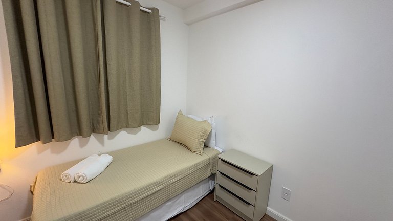 Apto lindo e aconchegante com Piscina região centr