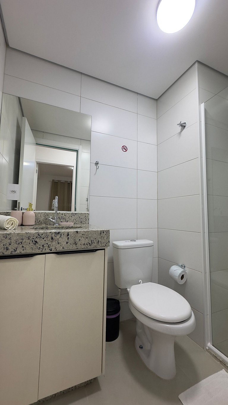 Apto lindo e aconchegante com Piscina região centr